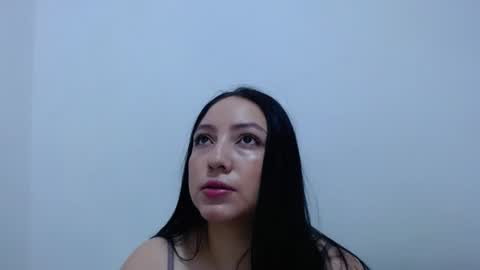 Snapshot of carolina_zabala_19 chatting on July 5, 4:36 pm carolina_zabala_19 online show from July 5, 4:36 pm