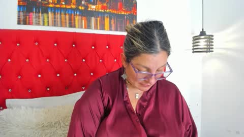 Carolina online show from March 10, 6:24 pm