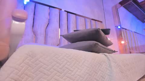 Snapshot of caroline_palmerr chatting on January 17, 3:11 am Carolina online show from January 17, 3:11 am