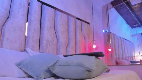 Snapshot of caroline_palmerr chatting on February 5, 3:22 am Carolina online show from February 5, 3:22 am