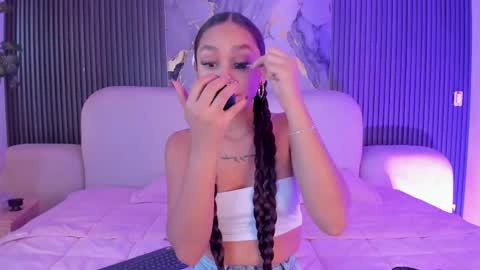 Caroline online show from April 26, 12:36 pm