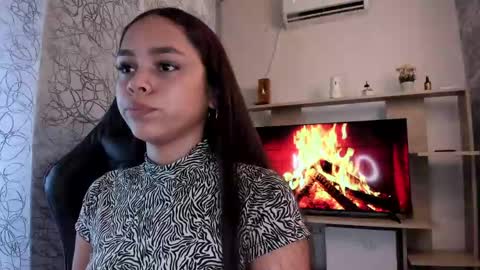 Caroline online show from June 7, 1:48 pm