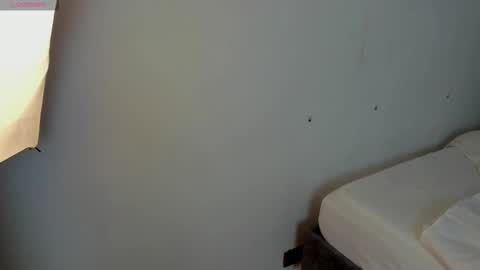 Snapshot of carolinemiller1 chatting on January 8, 7:27 pm Caro online show from January 8, 7:27 pm