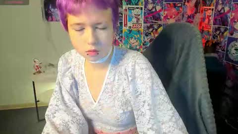 Snapshot of carolinerichter chatting on November 3, 3:08 am CarolineRichter online show from November 3, 3:08 am