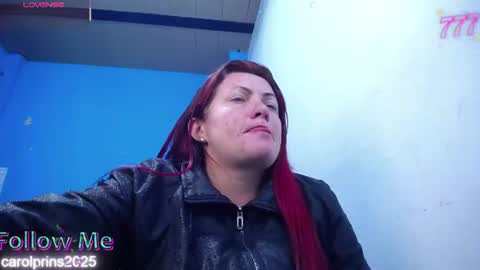 Snapshot of carolinhe_ chatting on June 13, 10:46 am Carolinhe online show from June 13, 10:46 am