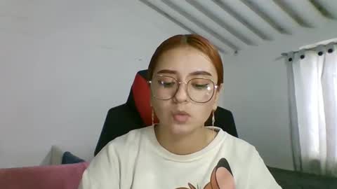Snapshot of carolinnapinkman chatting on May 14, 8:26 pm carolinnapinkman online show from May 14, 8:26 pm