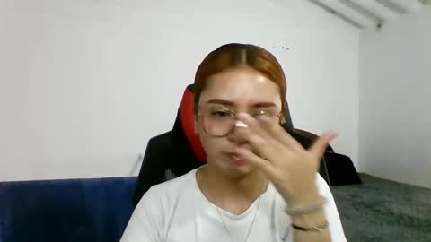 Snapshot of carolinnapinkman chatting on May 29, 8:40 pm carolinnapinkman online show from May 29, 8:40 pm