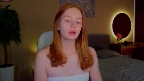 Snapshot of carolinnk chatting on September 14, 7:07 am Caro online show from September 14, 7:07 am