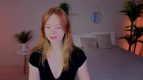 Snapshot of carolinnk chatting on September 20, 2:18 pm Caro online show from September 20, 2:18 pm