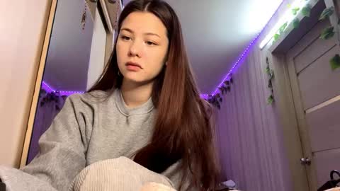 Snapshot of carolynexford chatting on December 15, 2:10 pm Emma online show from December 15, 2:10 pm