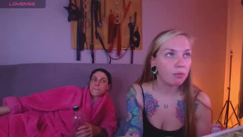 Carrie online show from March 7, 9:12 pm