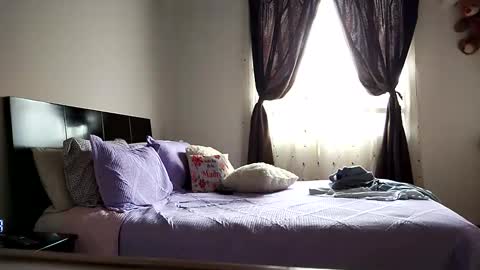 Snapshot of carrilez chatting on November 16, 7:19 pm carrilez online show from November 16, 7:19 pm