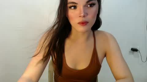 Snapshot of carsongrays chatting on June 15, 9:44 am Carson online show from June 15, 9:44 am