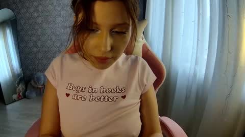 Snapshot of carysgs chatting on October 2, 1:29 pm carysgs online show from October 2, 1:29 pm