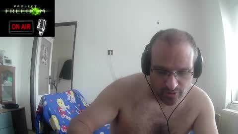 Snapshot of cascadacek chatting on May 6, 11:26 am CASCADACEK online show from May 6, 11:26 am