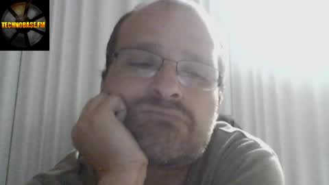 Snapshot of cascadacek chatting on May 9, 7:19 pm CASCADACEK online show from May 9, 7:19 pm