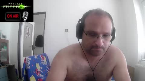 Snapshot of cascadacek chatting on June 2, 9:44 am CASCADACEK online show from June 2, 9:44 am