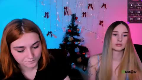 casey_meow_ online show from January 8, 9:44 am