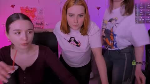 casey_meow_ online show from March 8, 10:08 am