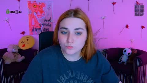 Snapshot of casey_meow_ chatting on May 18, 8:31 am casey_meow_ online show from May 18, 8:31 am