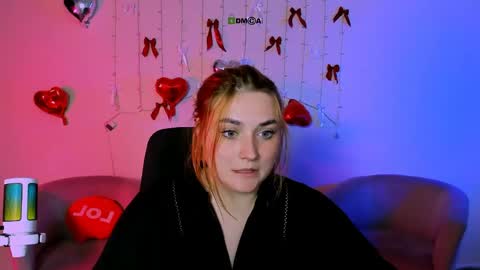 Snapshot of casey_meow_ chatting on May 19, 8:53 am casey_meow_ online show from May 19, 8:53 am