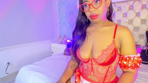 Snapshot of caseymoon chatting on May 9, 2:11 pm Casey online show from May 9, 2:11 pm