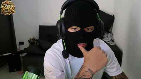 cash_master777 online show from March 13, 1:51 pm