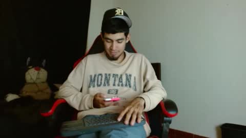 Snapshot of cash_master_san chatting on January 9, 2:03 am Cash Master San online show from January 9, 2:03 am