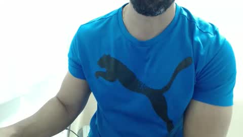 cashmastermuscle77 online show from May 18, 10:26 pm