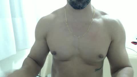 cashmastermuscle77 online show from May 26, 1:12 am