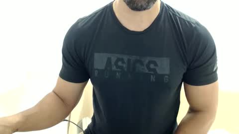 cashmastermuscle77 online show from May 30, 10:34 am