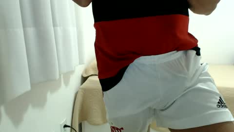 cashmastermuscle77 online show from June 17, 9:05 pm