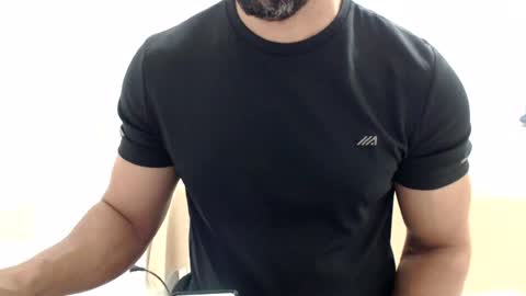 cashmastermuscle77 online show from July 26, 12:45 pm