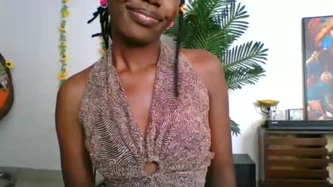 Snapshot of cashy_meal chatting on June 8, 7:09 am cashy_meal online show from June 8, 7:09 am