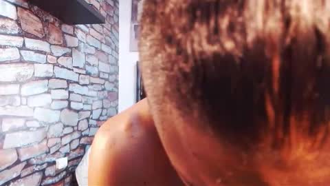 Snapshot of casike_978 chatting on October 23, 1:49 am Casike online show from October 23, 1:49 am