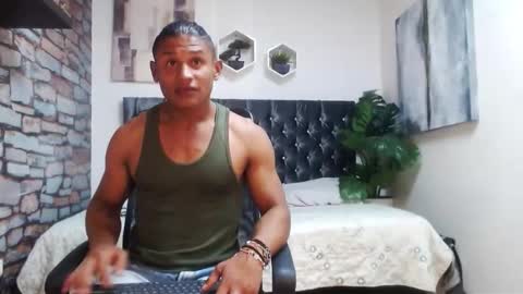 Snapshot of casike_978 chatting on October 26, 12:16 am Casike online show from October 26, 12:16 am