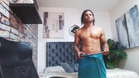 Snapshot of casike_978 chatting on October 26, 8:04 pm Casike online show from October 26, 8:04 pm