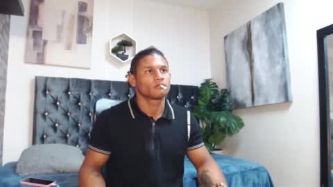 Snapshot of casike_978 chatting on November 8, 12:00 am Casike online show from November 8, 12:00 am