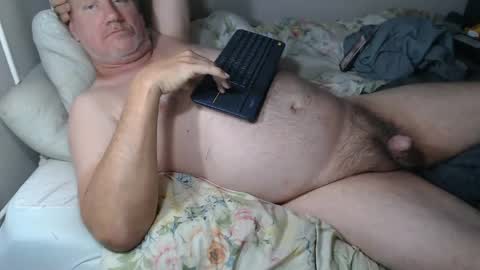 Snapshot of casinocam chatting on May 17, 7:10 pm CasinoCam online show from May 17, 7:10 pm