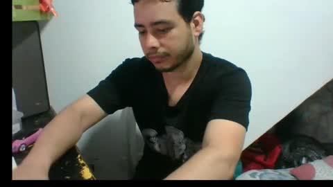Snapshot of casper__32 chatting on April 27, 8:51 pm Casper online show from April 27, 8:51 pm