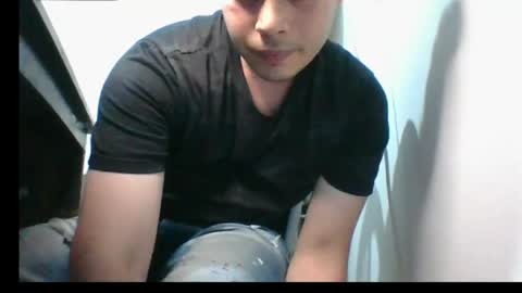 Snapshot of casper__32 chatting on May 19, 11:00 pm Casper online show from May 19, 11:00 pm