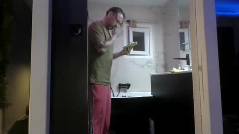 Snapshot of cassandra06400 chatting on October 25, 9:09 pm cassandra06400 online show from October 25, 9:09 pm