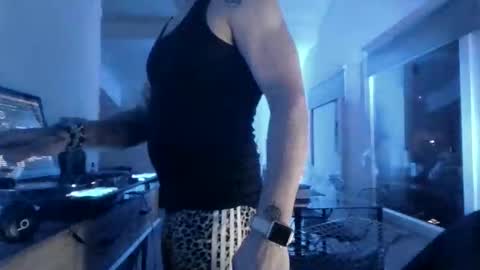 Snapshot of cassandra06400 chatting on February 7, 11:41 pm cassandra06400 online show from February 7, 11:41 pm