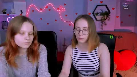 Snapshot of cassandra_nik chatting on March 20, 6:51 am Cassandra online show from March 20, 6:51 am