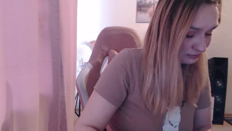 Casey Chris online show from February 10, 12:09 pm