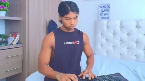 CASSIAN GOLD online show from May 25, 3:18 pm