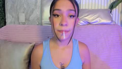 Cassie Jones online show from February 10, 4:05 am