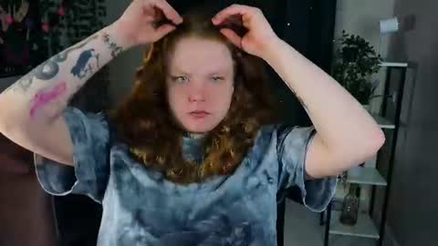 Snapshot of cassie_xkiss chatting on June 13, 12:14 pm Cassie online show from June 13, 12:14 pm