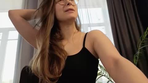 assie online show from October 1, 6:08 am