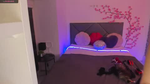 Cassie online show from July 11, 5:43 am